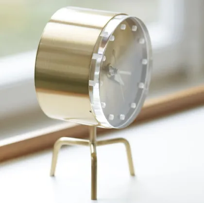 Orologio Desk Clocks Tripod di Vitra